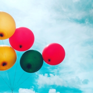 air-balloons-blue-sky-772478